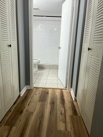 1000 Crestwood Court S 1009, Royal Palm Beach, FL 33411