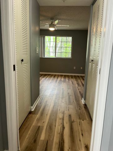 1000 Crestwood Court S 1009, Royal Palm Beach, FL 33411