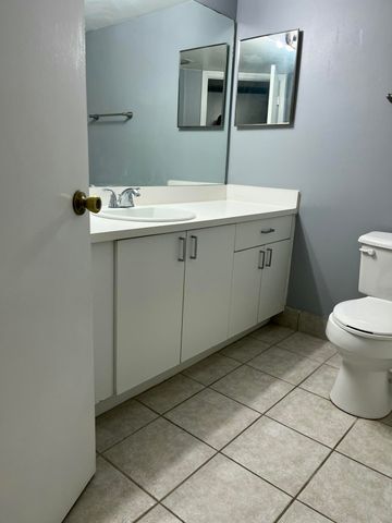 1000 Crestwood Court S 1009, Royal Palm Beach, FL 33411