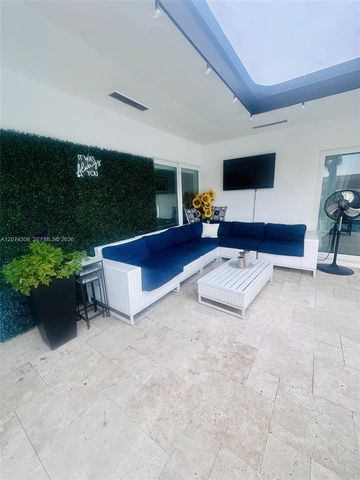 1640 NE 59th Place, Fort Lauderdale, FL 33334
