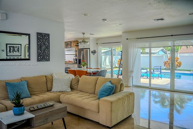 1640 NE 59th Place, Fort Lauderdale, FL 33334