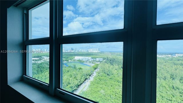 15051 Royal Oaks Ln 2302, North Miami, FL 33181