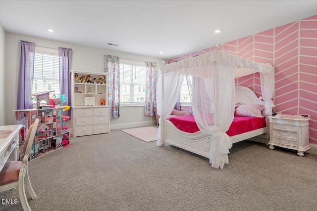 125 Harmony Creek Place, Apex, NC 27539