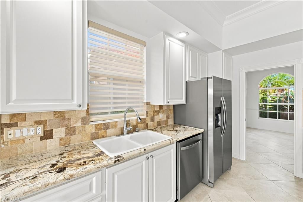 4470 Novato CT, NAPLES, FL 34109 — photo 5