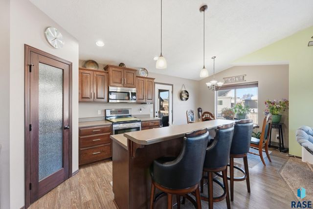 9101 W Broek Dr Drive, Sioux Falls, SD 57106