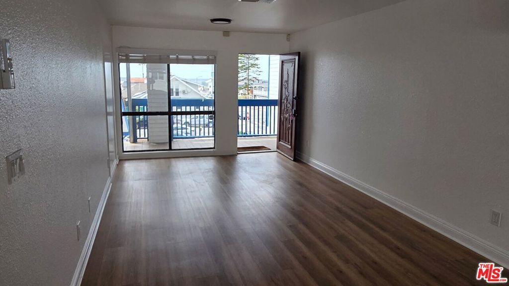 950 Hermosa Avenue 108, Hermosa Beach, CA 90254 — photo 4