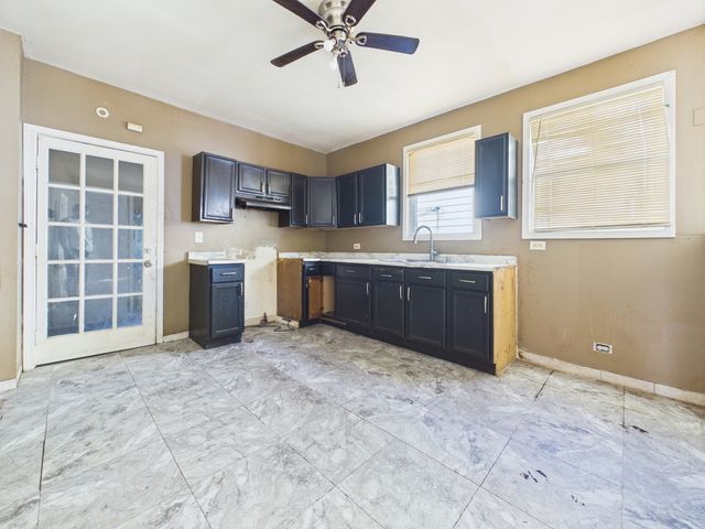 316 W 107th Street, Chicago, IL 60628