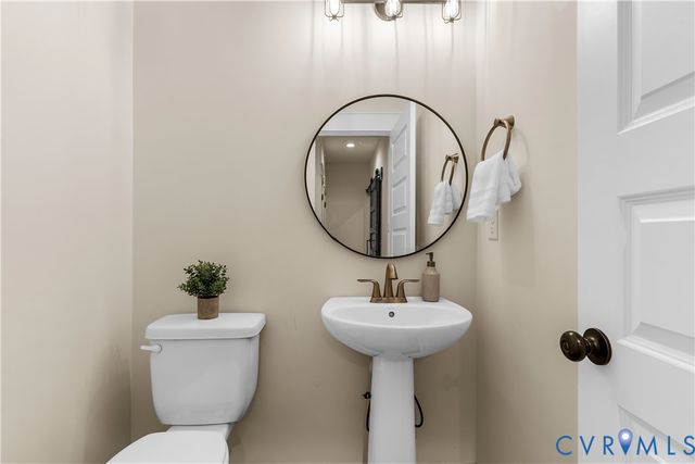 2506 Carver Oaks Ct, Goochland, VA 23146