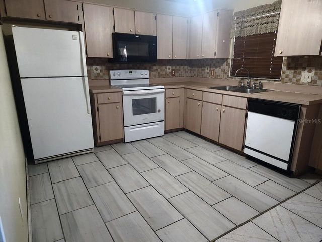 7823 SAGEBRUSH PLACE, Orlando, FL 32822