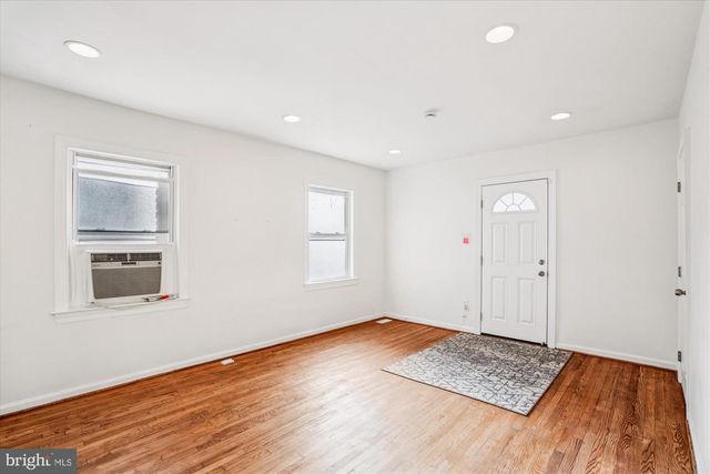 4214 VINE ST, Capitol Heights, MD 20743