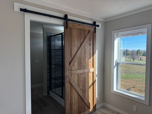 357 Lawless Lane, Jamestown, KY 42629