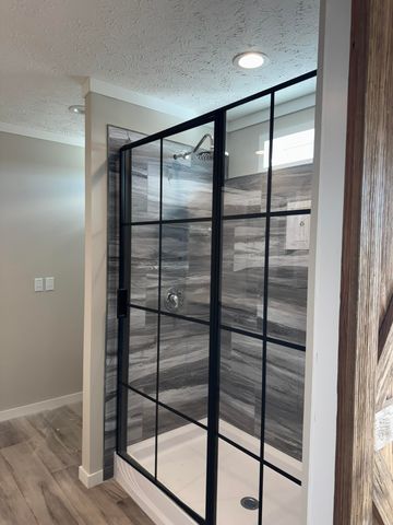 357 Lawless Lane, Jamestown, KY 42629