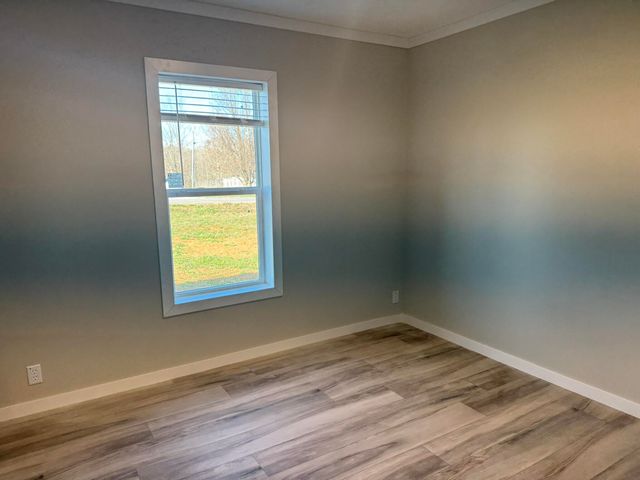 357 Lawless Lane, Jamestown, KY 42629