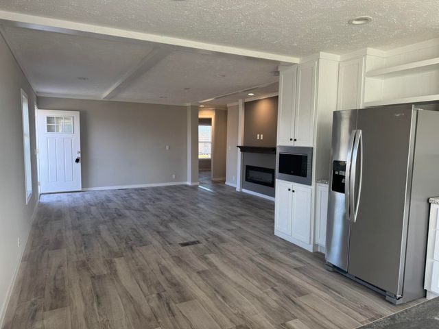 357 Lawless Lane, Jamestown, KY 42629