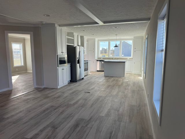 357 Lawless Lane, Jamestown, KY 42629