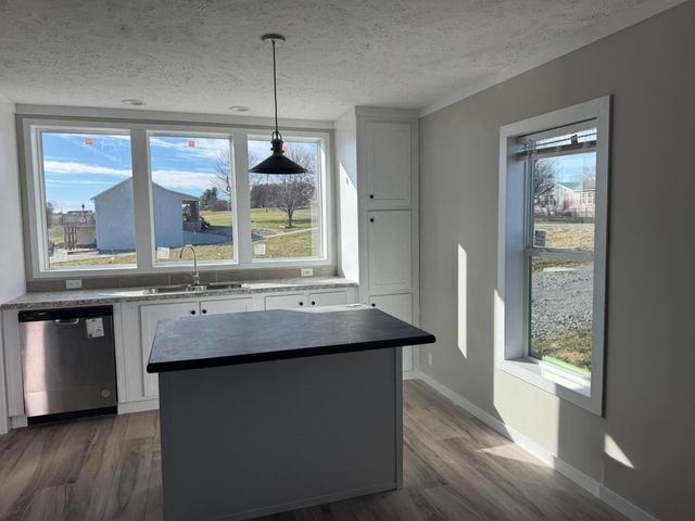 357 Lawless Lane, Jamestown, KY 42629