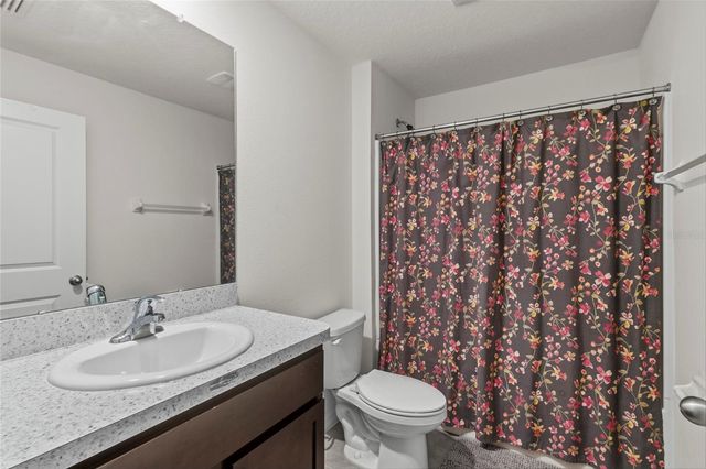 38386 SONNET LANDING AVENUE, Zephyrhills, FL 33540