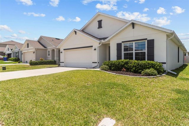 38386 SONNET LANDING AVENUE, Zephyrhills, FL 33540