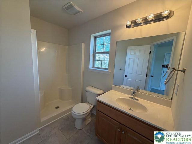 1507 Tweed Avenue, Salisbury Twp, PA 18103