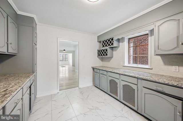 5221 ARLINGTON ST, Philadelphia, PA 19131