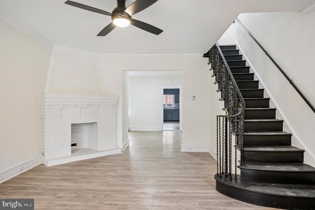 5221 ARLINGTON ST, Philadelphia, PA 19131