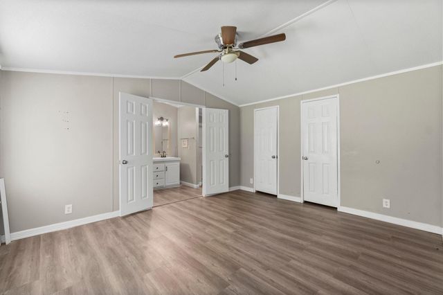 350 Briar Dr, Shepherd, TX 77371