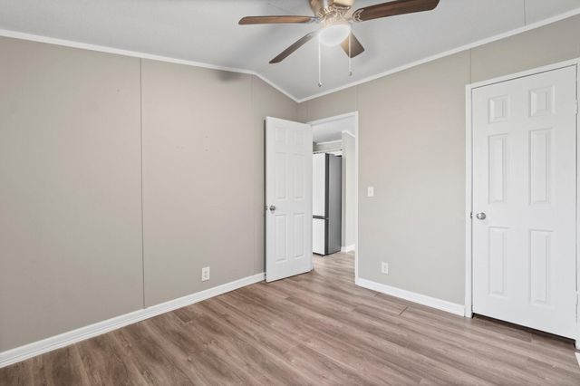 350 Briar Dr, Shepherd, TX 77371