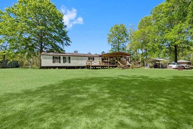 350 Briar Dr, Shepherd, TX 77371