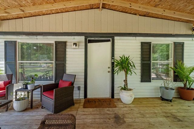 350 Briar Dr, Shepherd, TX 77371