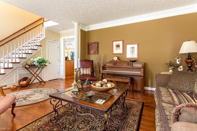 120 Brian Wesley CT, Yorktown, VA 23693