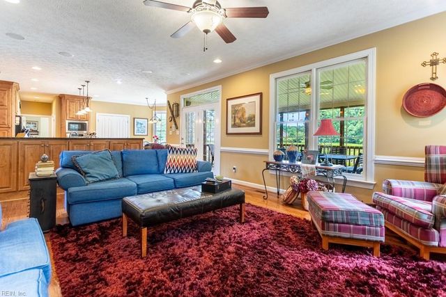 120 Brian Wesley CT, Yorktown, VA 23693