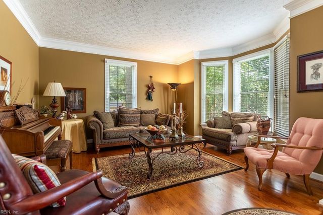 120 Brian Wesley CT, Yorktown, VA 23693