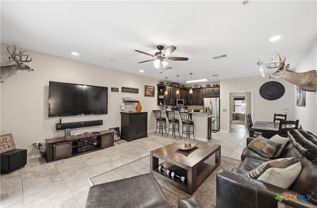 540 River Run 202, New Braunfels, TX 78132