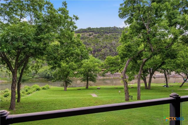 540 River Run 202, New Braunfels, TX 78132