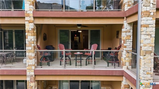 540 River Run 202, New Braunfels, TX 78132