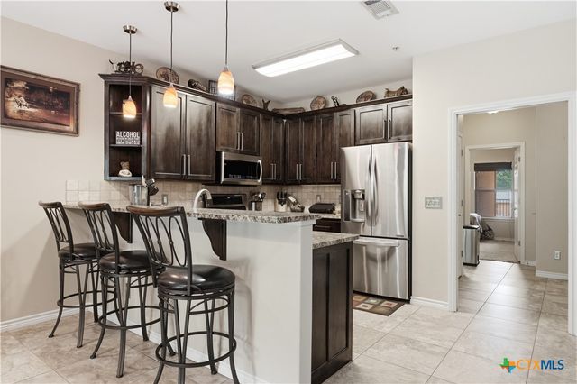540 River Run 202, New Braunfels, TX 78132