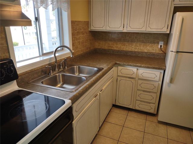 1566 PLEASANT ROAD J24, Bradenton, FL 34207