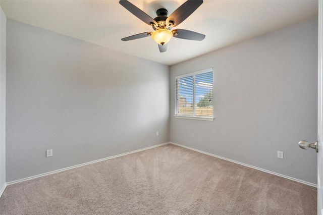 102 Anderson ST, Hutto, TX 78634