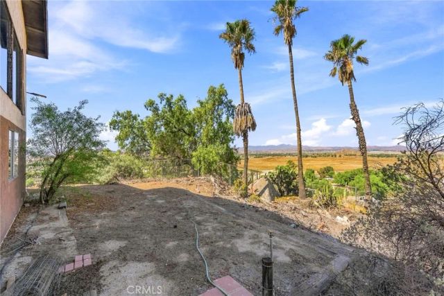 30321 Norden, Homeland, CA 92548