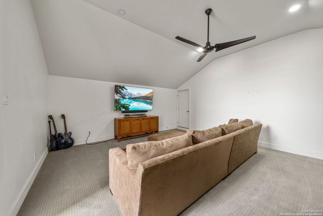 384 Blue Diamond, Boerne, TX 78006