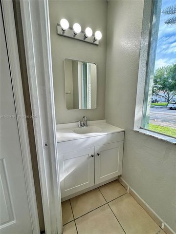 1592 SE 27th Ct 175, Homestead, FL 33035