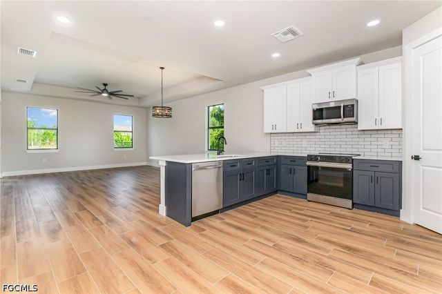 4157 NW 39th AVE, Cape Coral, FL 33993