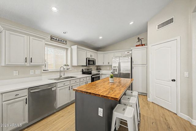 9649 E OSAGE Avenue, Mesa, AZ 85212