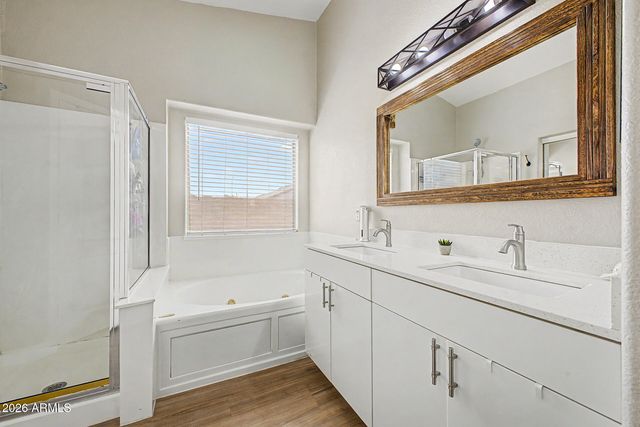 9649 E OSAGE Avenue, Mesa, AZ 85212