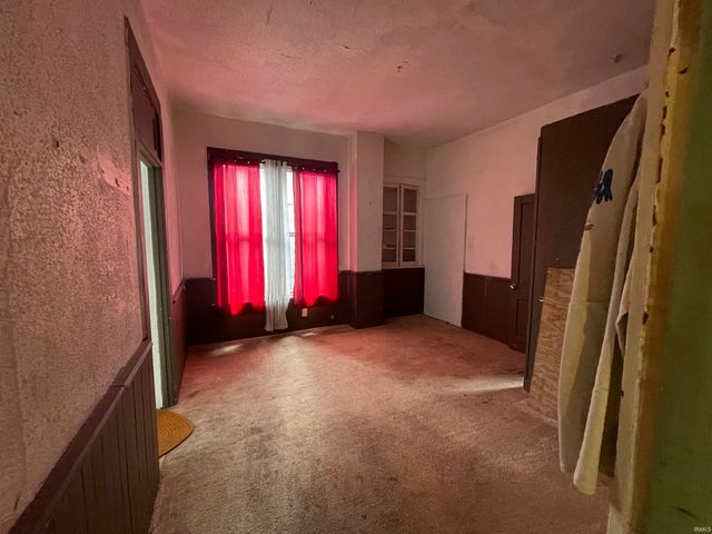 1018 Van Buren Street, Fort Wayne, IN 46802