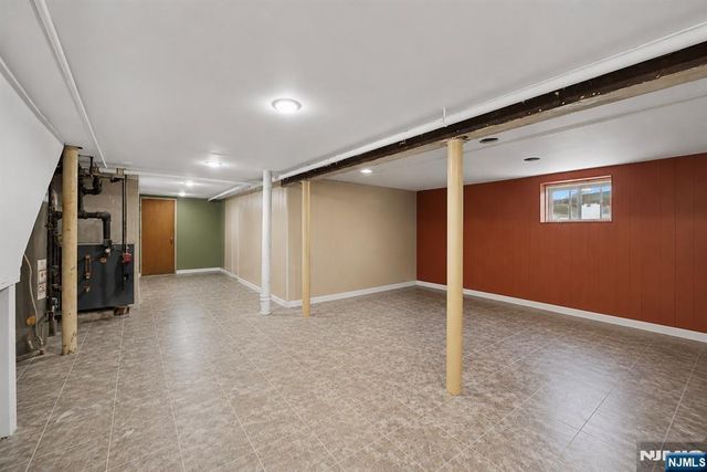 126 Genesee Avenue, Teaneck, NJ 07666