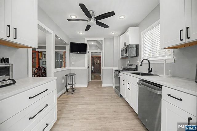 126 Genesee Avenue, Teaneck, NJ 07666