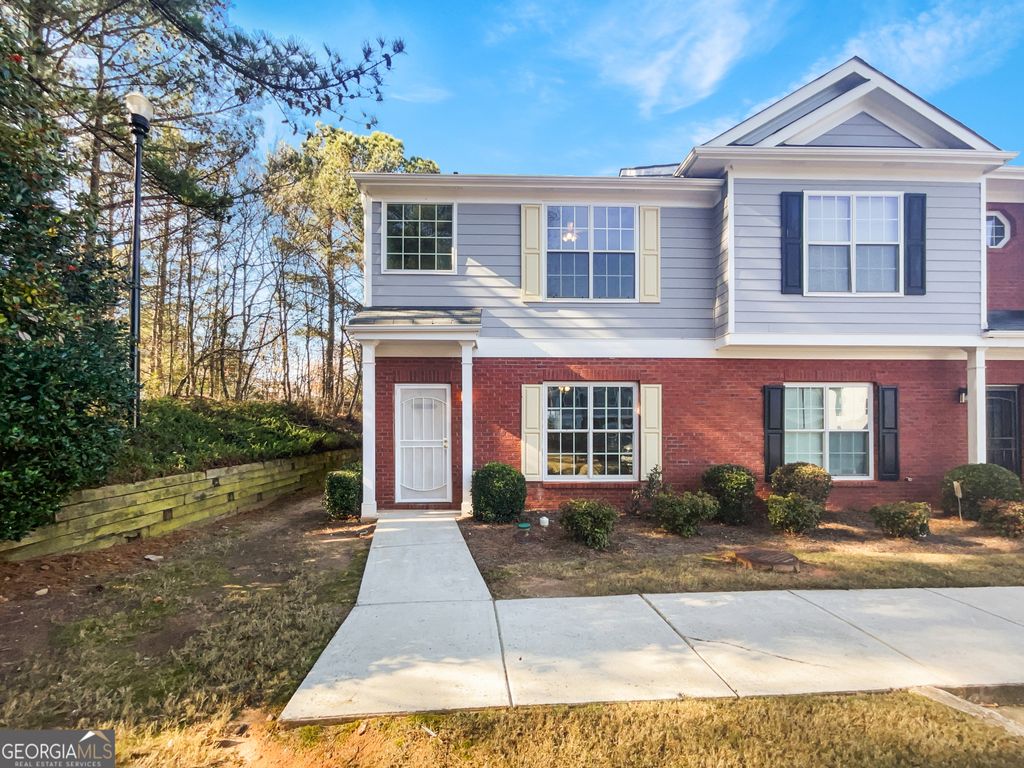 2575 Walden Lake Drive, Decatur, GA 30035