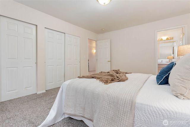 5228 Richmond Crescent, Blaine, WA 98230