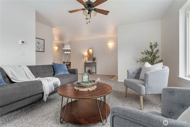 5228 Richmond Crescent, Blaine, WA 98230